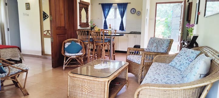 Pool Facing Villa Paradise-in-luisa-by-the-sea - Goa