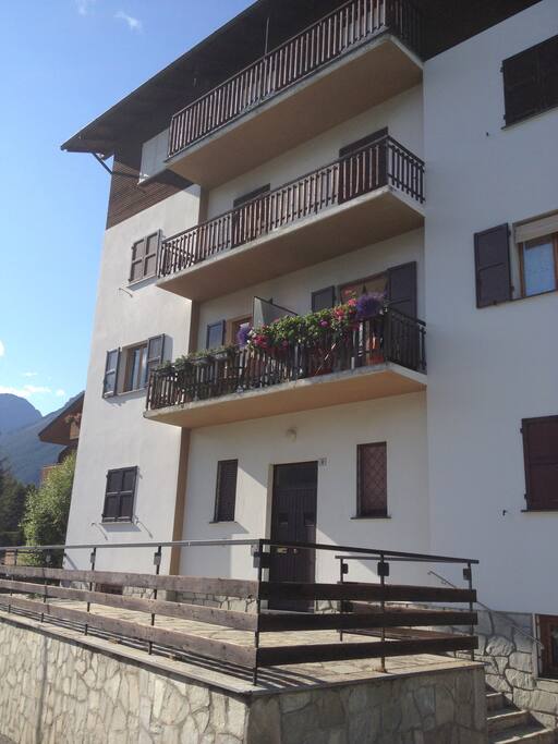 vista della casa dall'esterno