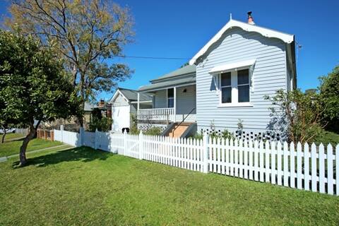 Nowra Beauty -  15 Min to Berry & Beach