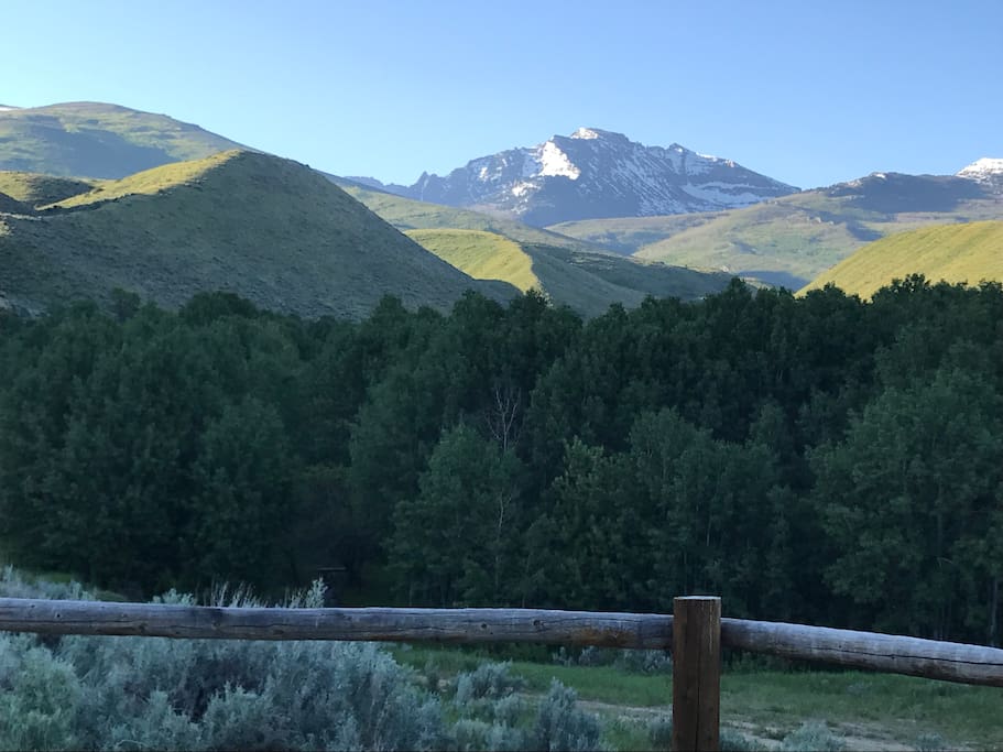 Hole in the Mountain Place Cabins for Rent in Elko County, Nevada