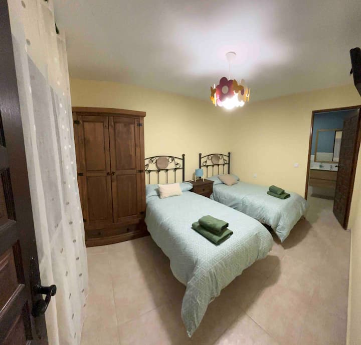 საძინებელი 2