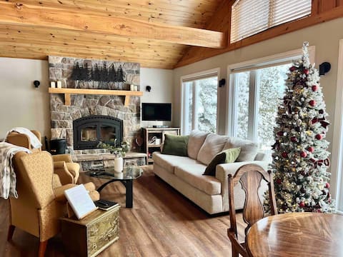 Four Season Lakefront Home with Stunning Views