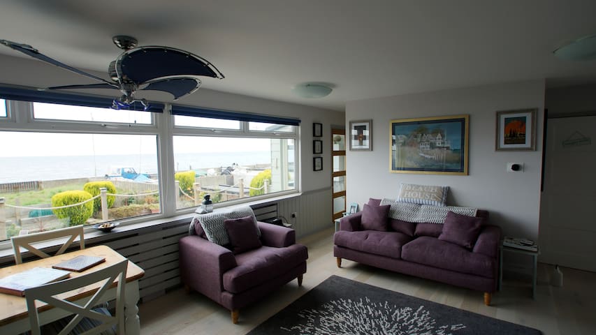 Whitstable Beach Cottage Seasalter Whitstable Cottages For Rent