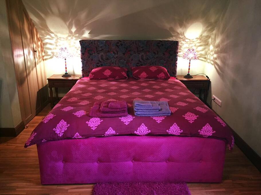Queen Bed