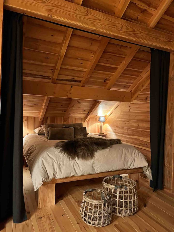 Spavaća soba na katu