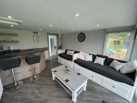 Top Airbnb: The Little Beach House in East Suffolk