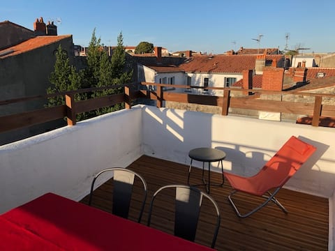 Top Airbnb: Charm at the market, and rooftop terrace à La Rochelle