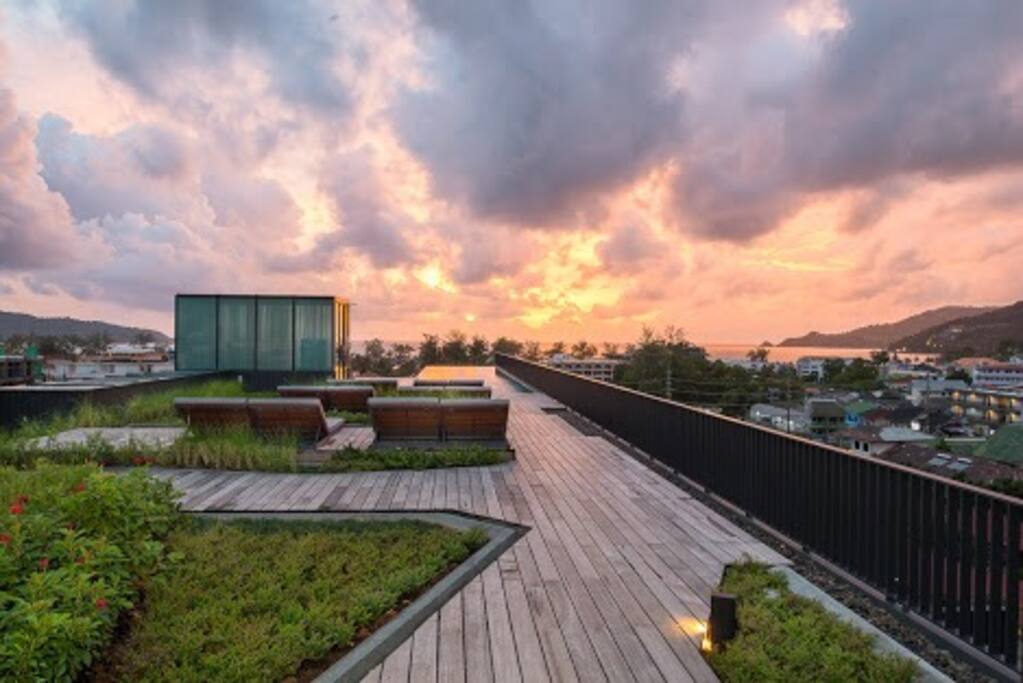 Roof top day-bed and swimming pool facing Patong beach