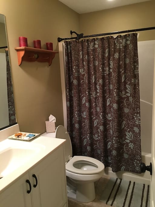 upstairs full BR