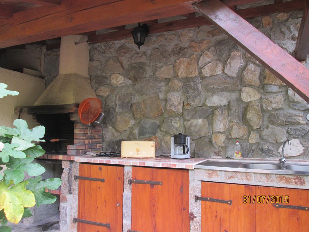 Ancienne ferme rénovée face à la montagne in Belcaire — property photo 10