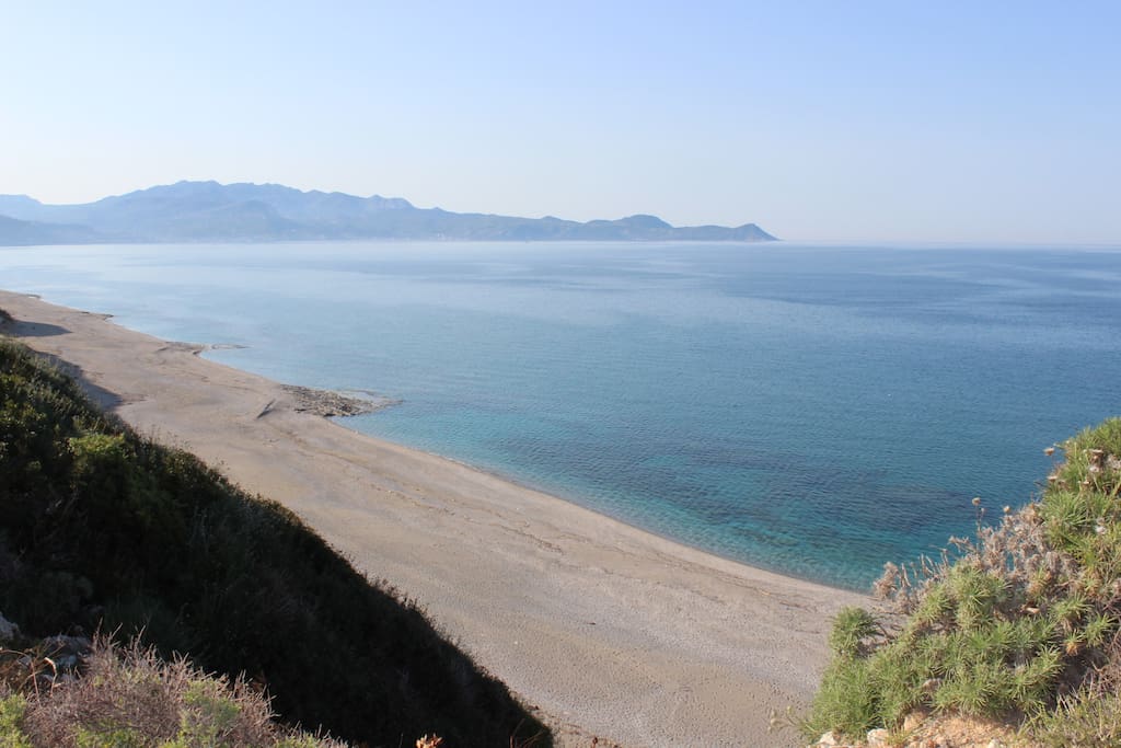 Mourteri beach