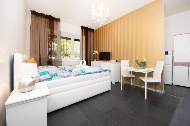 ⚜️Stylish apartment in Old Town⚜️