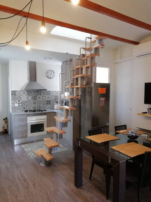 Kitchen.
Cocina.
