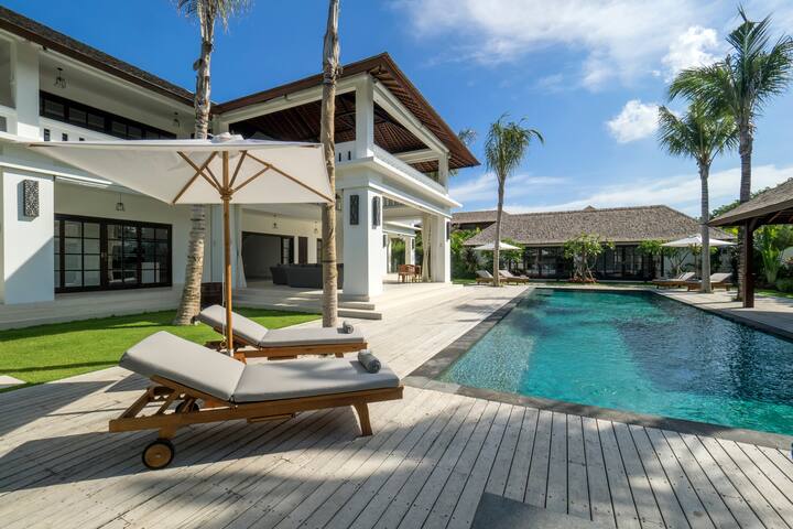5STARBALIVILLA managed Airbnb listing 2