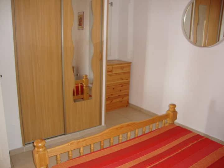 друг поглед на главната спална соба