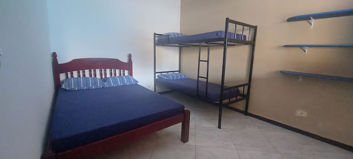 Dhomë gjumi 2