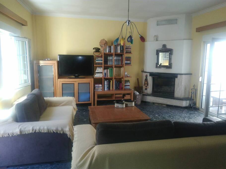 Σαλόνι (Living room)