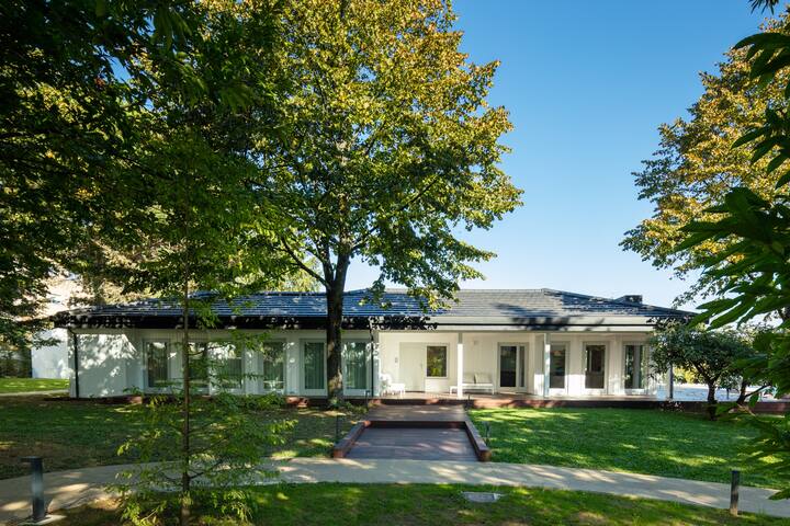 Porto_70’s wood house gallery image 3