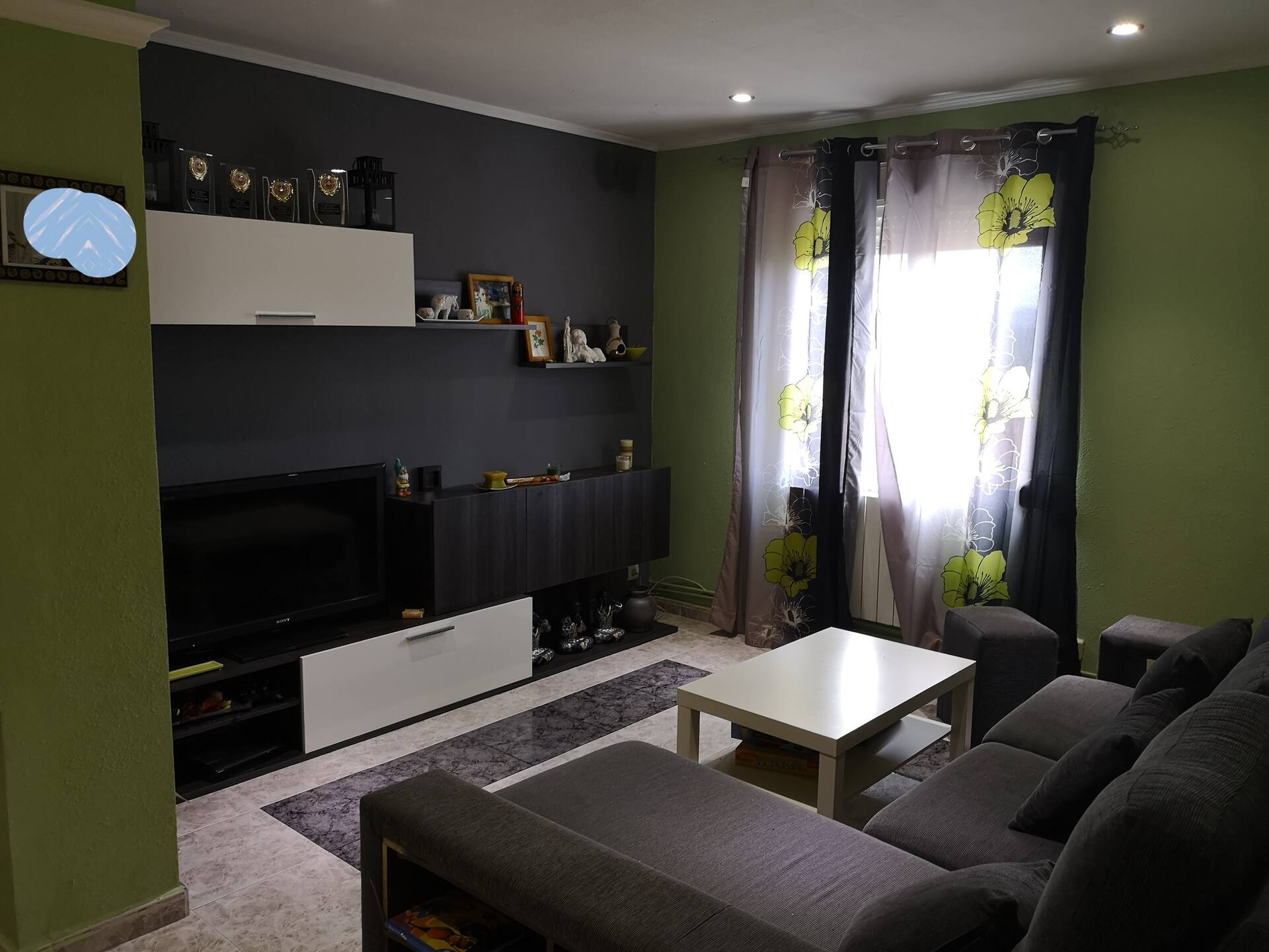 Duartes apartment in Barbastro with views of the Pyrenees