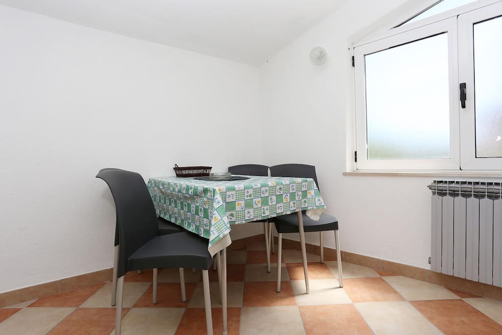 Dining room, Surface: 6 m²
