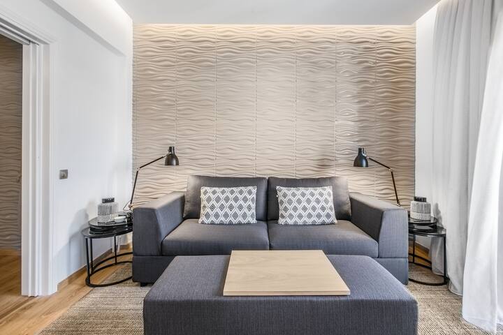 Modern flat in the grounds of Acropolis monuments gallery image 4