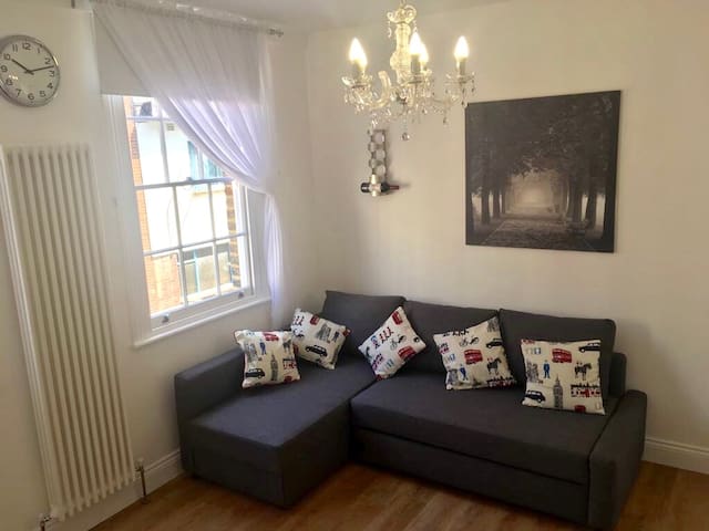 4 storey Victorian house with huge roof terrace