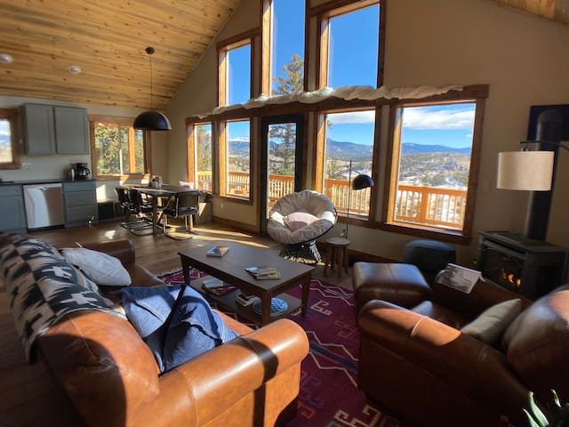 Secluded Modern Cabin On 10 Acres & Tarryall Creek