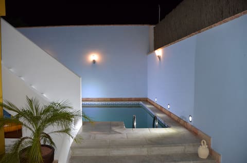 Júcar Island: Exclusive house with pool