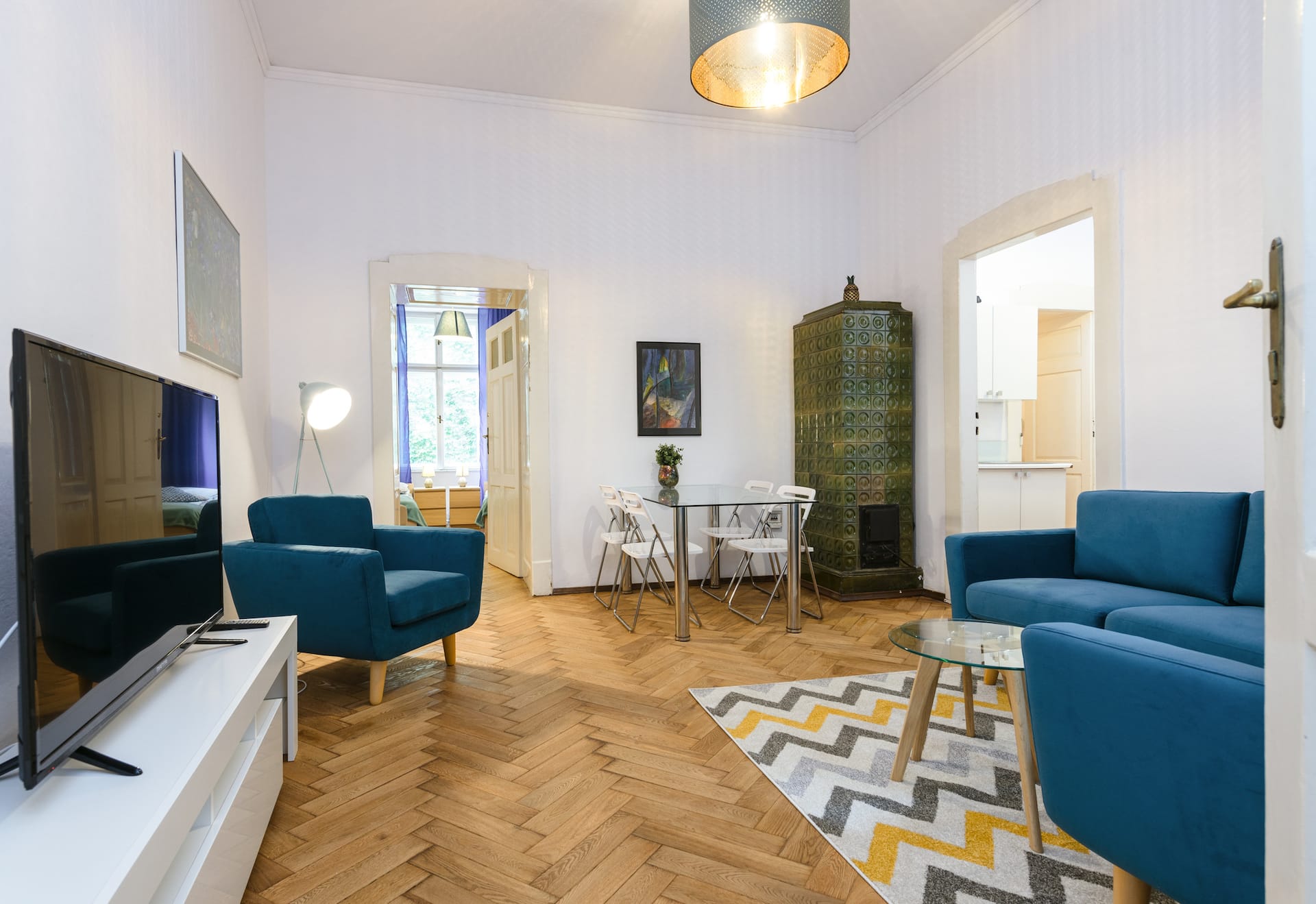 Colourful • Main Square • Family & Friends • 3 BD