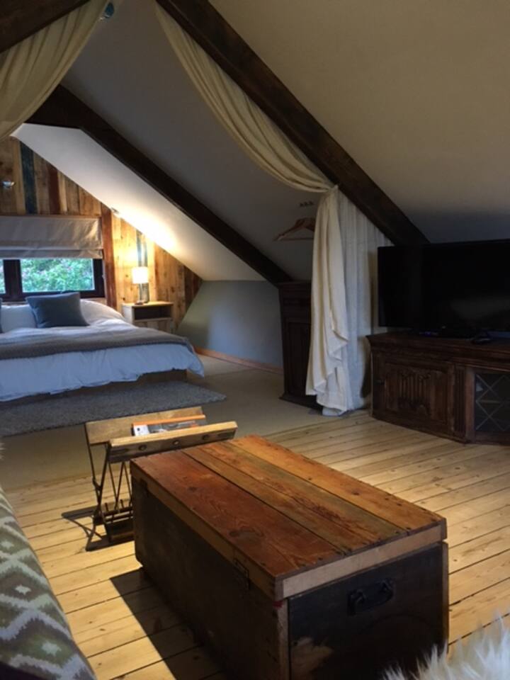 Holiday Lets Homes Experiences Places Airbnb  Holiday Lets Homes Experiences Places Airbnb