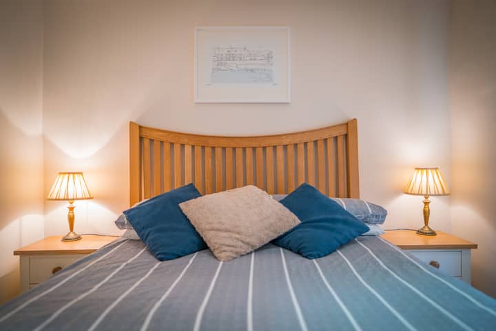 Master en suite double bedroom.