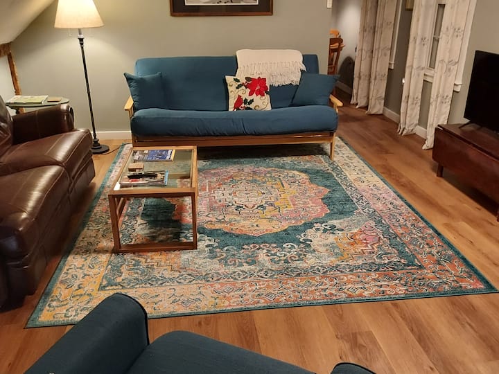 Hawk Mtn Farm's Lovely One Bedroom Apartment! - Vermont