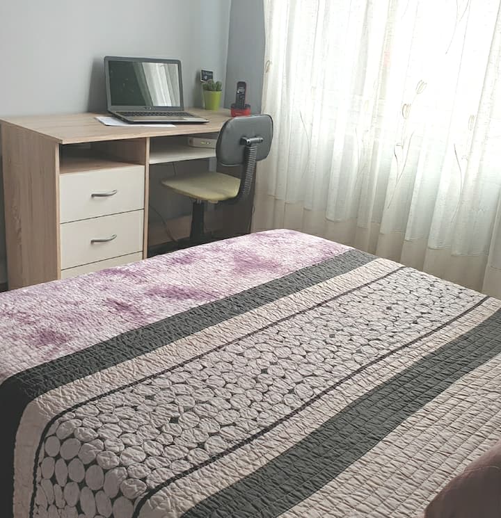 საძინებელი 1
