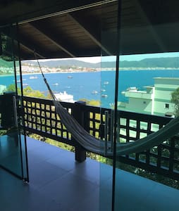 6. Cobertura Vista Mar 360• Bombinhas