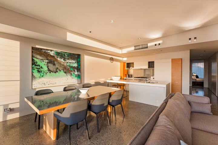 3 Bedroom Luxury Beach House @ Smiths Beach Resort gallery image 5