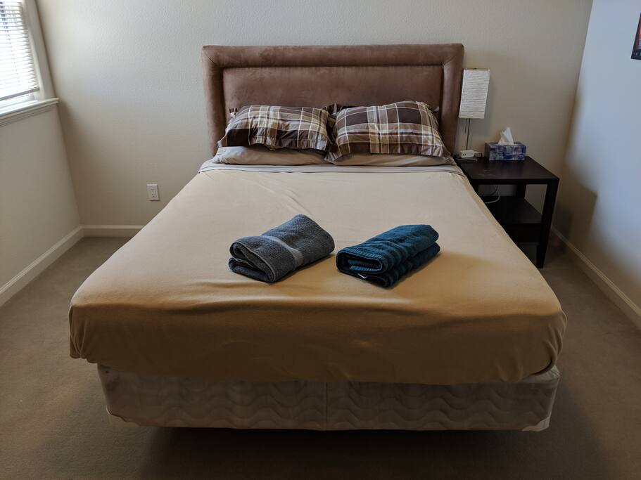 Queen Bed in the Private Guest Bedroom 2