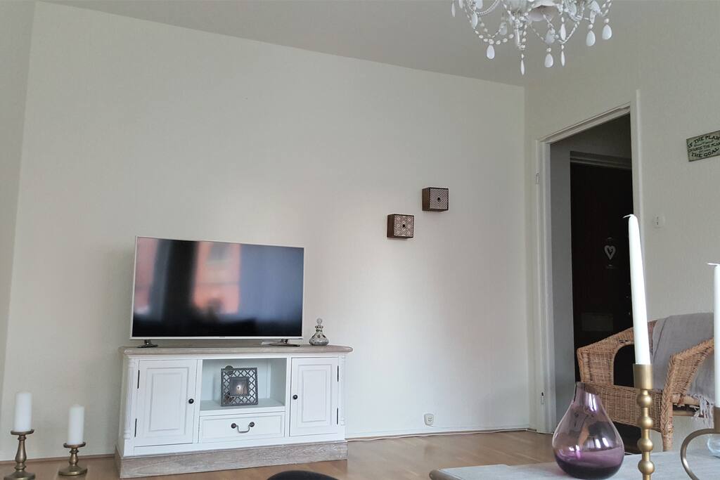 A samsung 40" Smart TV.