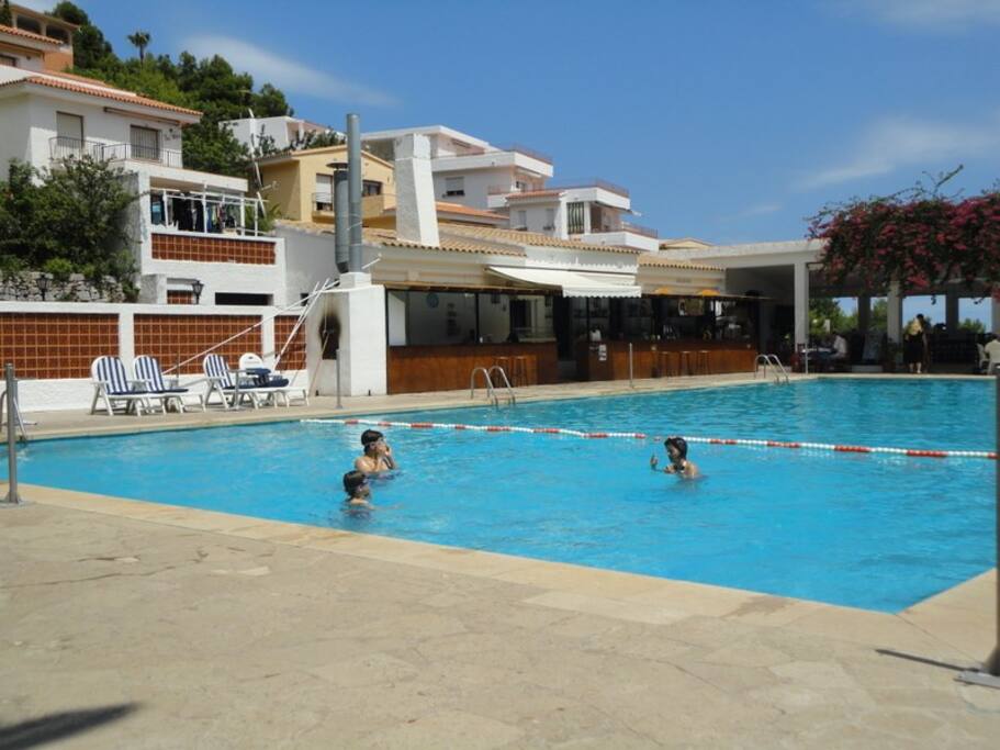 Las Atalayas piscine commune