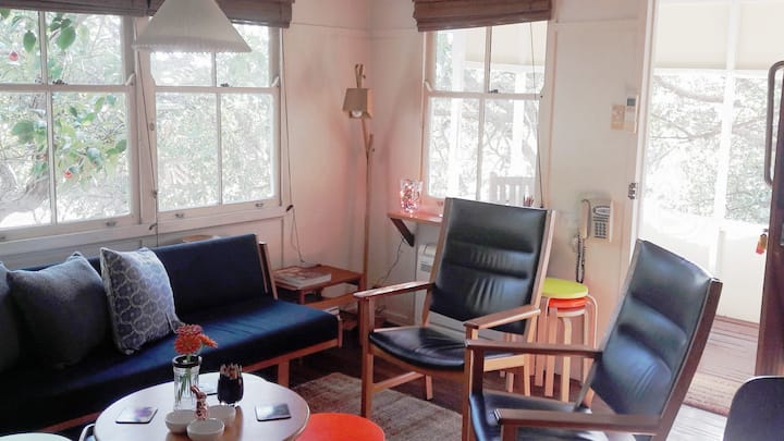 Frenchmans Folly Sleeps 2 Adults 2 Children - 모레턴 섬