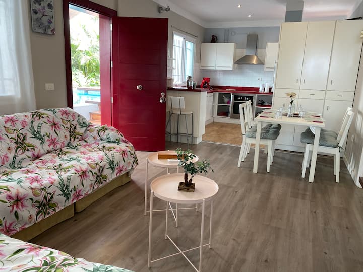 Casita Con Piscina Privada/bbq/wifi - Satellite Tv - Puerto de la Cruz