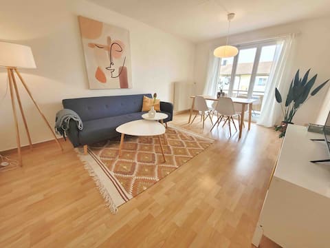 3 room flat with balcony and parking Bir 21