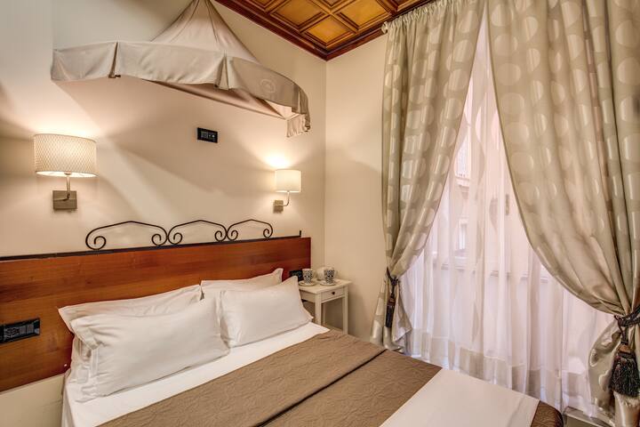 Matrimoniale Economy nel centro di Roma gallery image 2