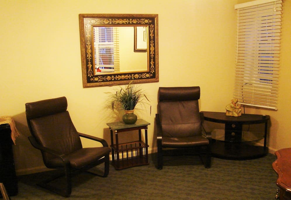 Living area, Studio 1