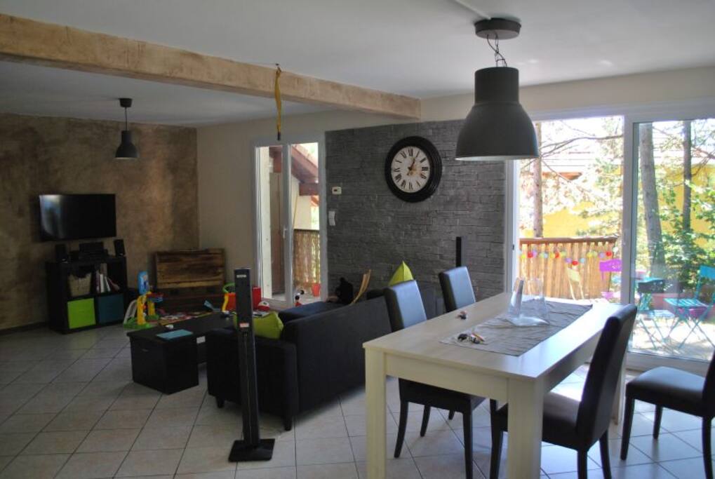 Le salon-salle à manger