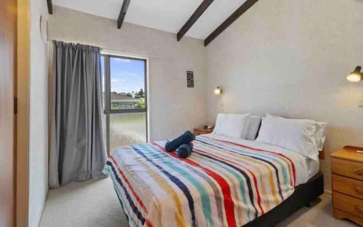 საძინებელი 3