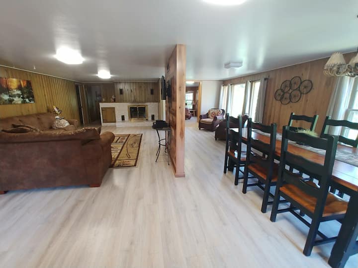 Hideaway On Bridge Lane - South Dakota