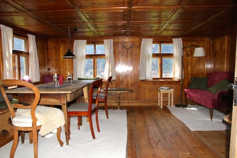Amazing traditional Chalet - Dalaas