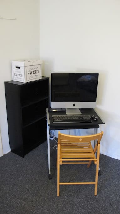 Serviceable PC with Internet and TV