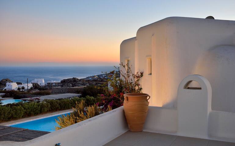 Stunning Villa Erato Sea View gallery image 2