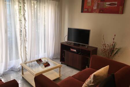 COMODO Y LUMINOSO DEPARTAMENTO PLENO CENTRO PARA 4